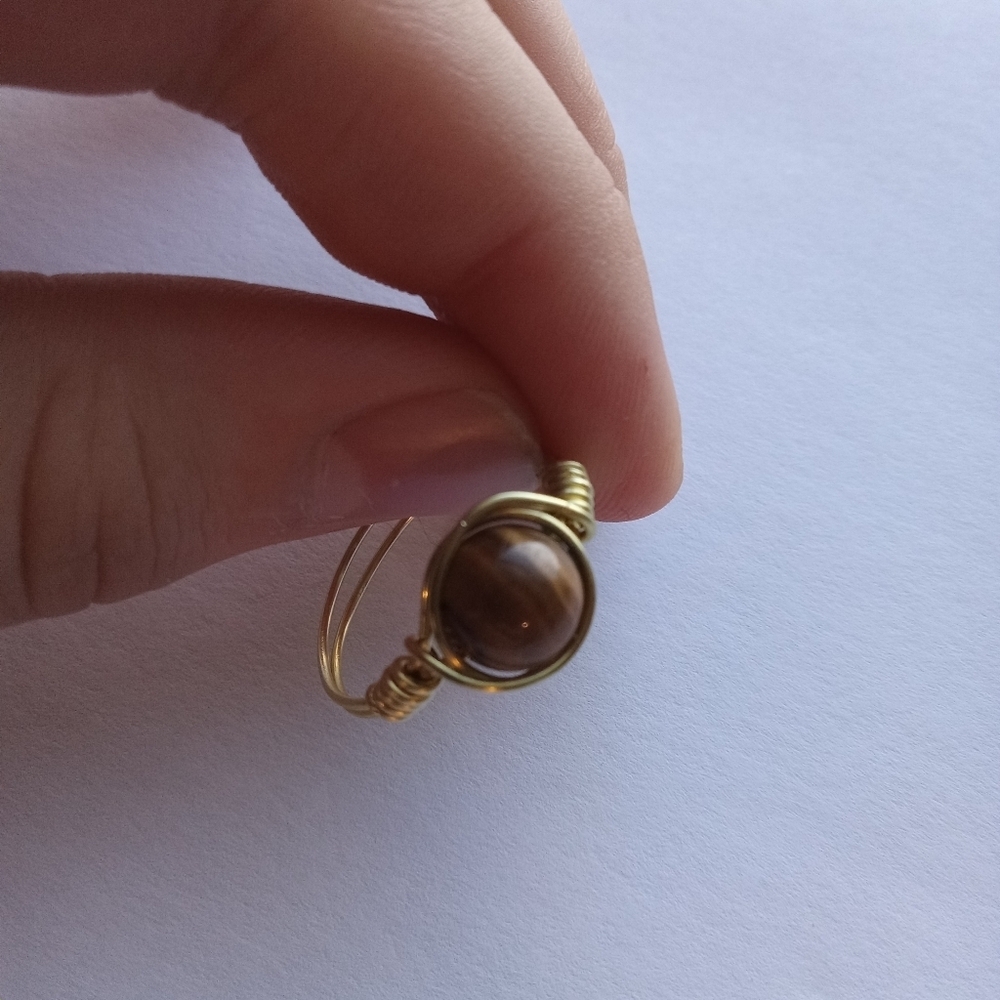 Tiger's eye stone wire wrapped ring size 8 - Picture 4 of 9